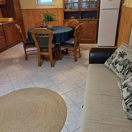 Apartament Vendeghaz Udvar